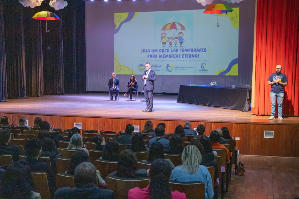 Apucarana debate acolhimento familiar com referências nacionais