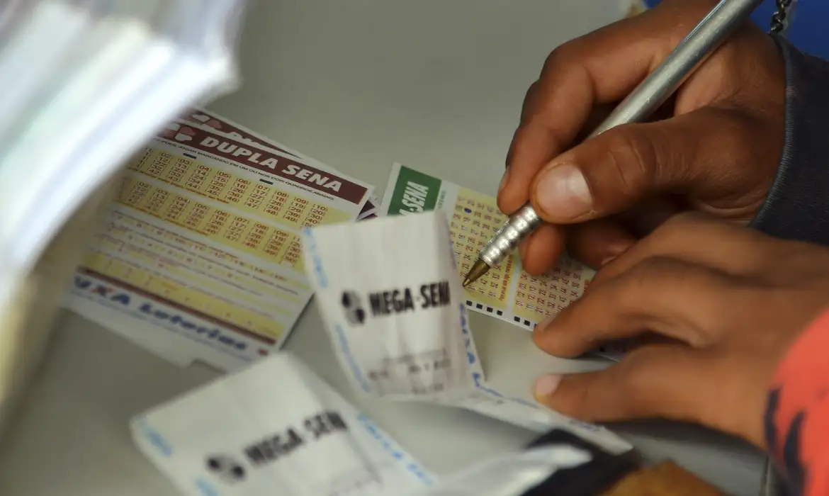 Caixa antecipa sorteios de loteria para sábado