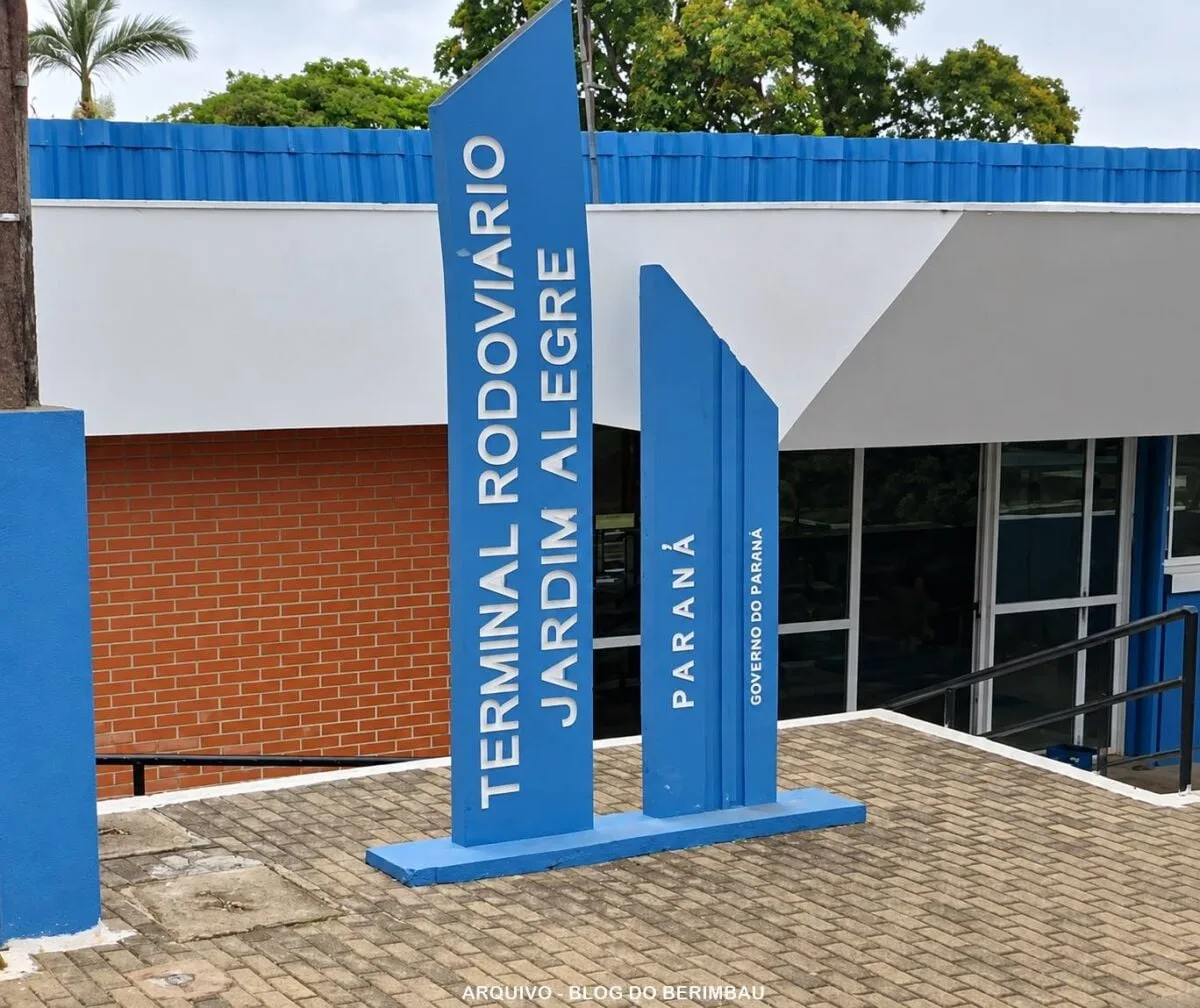 Homem é preso após depredar rodoviária em Jardim Alegre