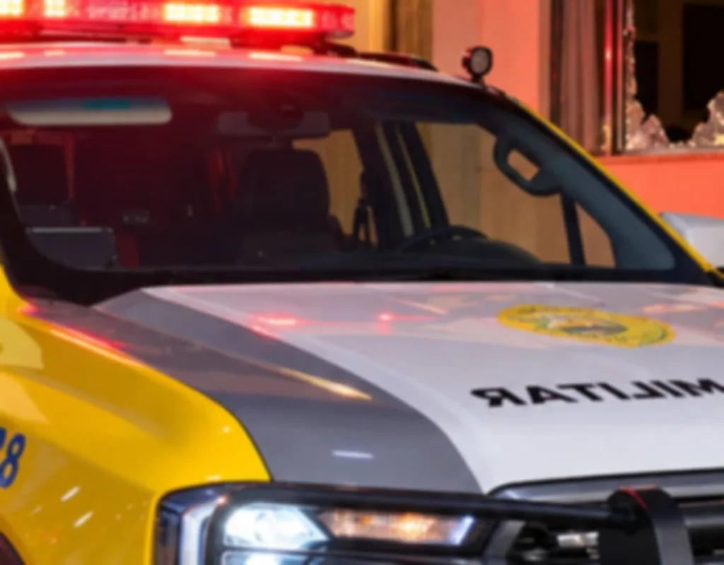 Ex-namorada invade casa, causa danos e fere homem em Lunardelli