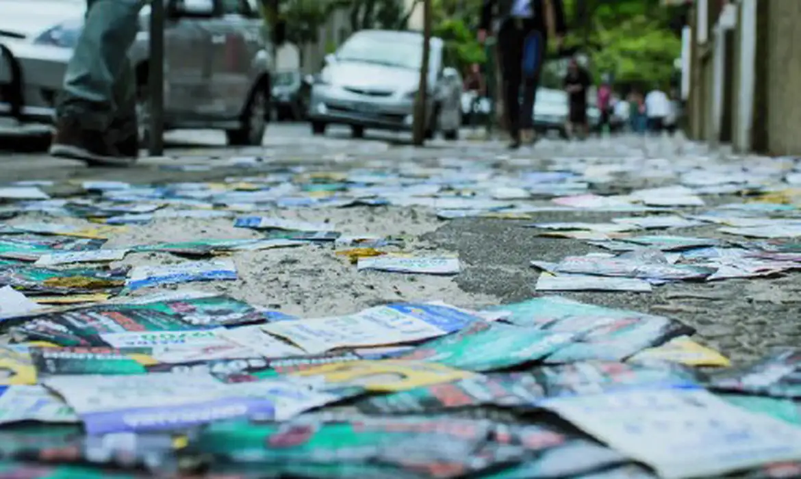 Termina hoje prazo para comícios e propaganda eleitoral paga