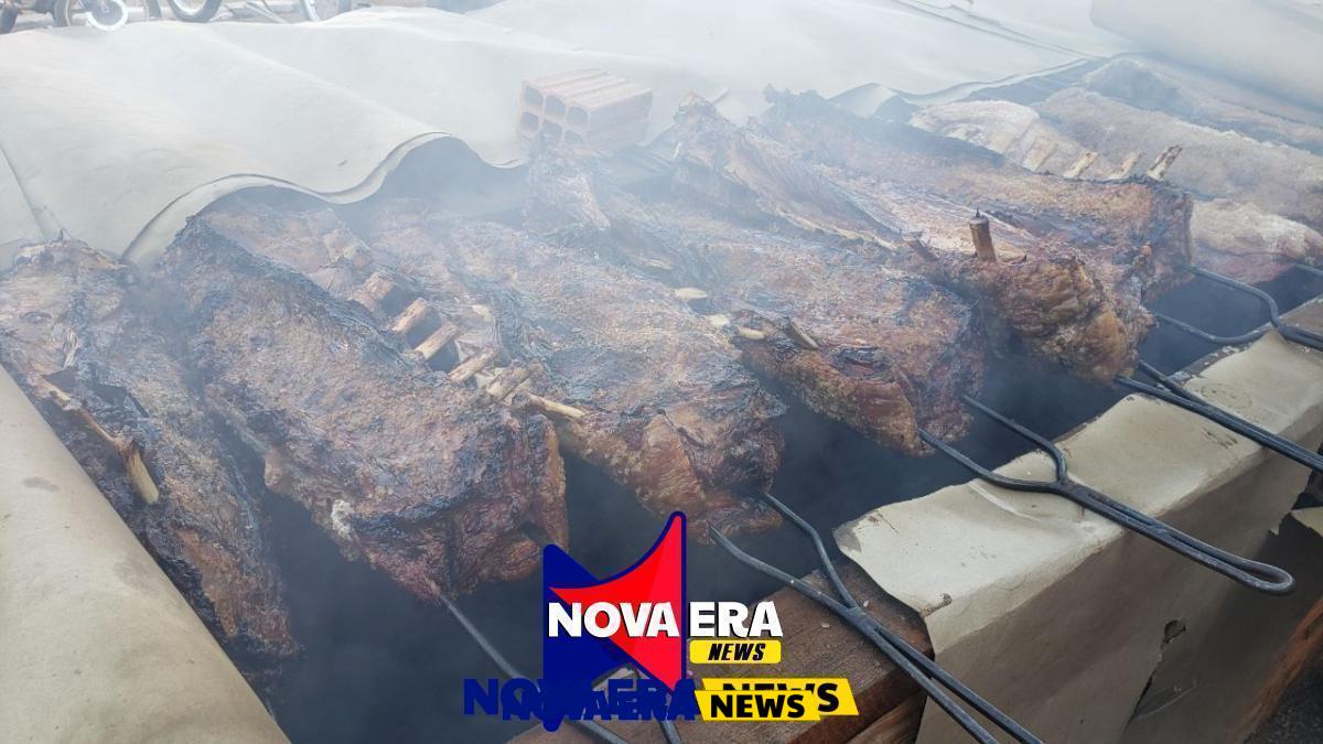 Trilhão em Kaloré reúne várias pessoas