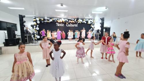 Kaloré celebra cultura e talentos em noite de festa