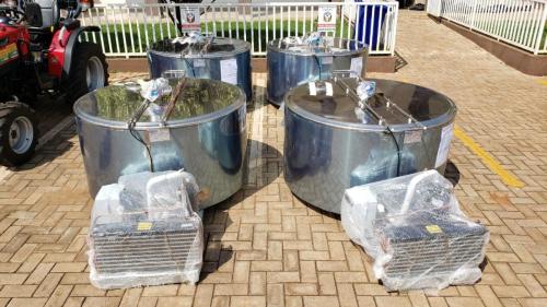 Grandes Rios investe em agricultura com entrega de equipamentos e calcário