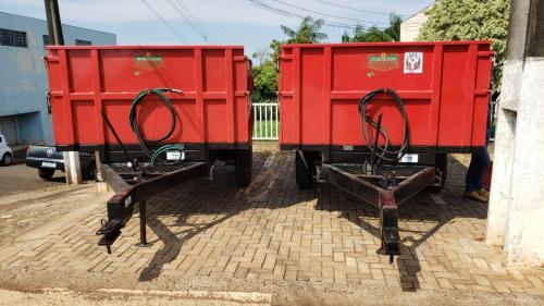 Grandes Rios investe em agricultura com entrega de equipamentos e calcário